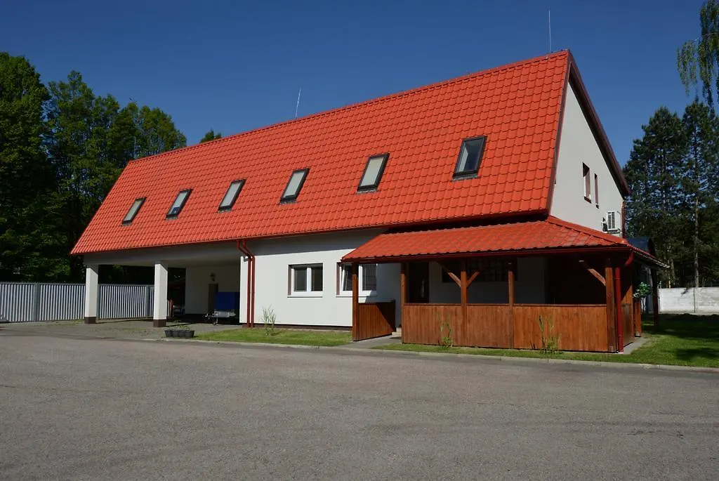 Skolici Stredisko Abena S Ubytovanim Ostrava
